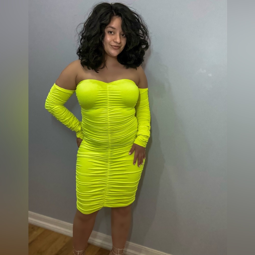 Fashion Nova Lime Bodycon Dress - Picture 3 of 7